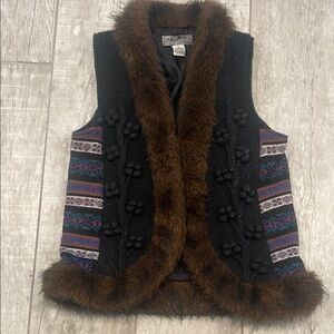 Faux Fur Trim Knit Vest